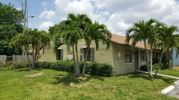 2345 N 2nd AVE 17, Lake Worth, FL 33461