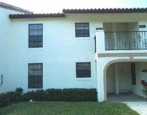 2950 Olivewood TER O-111, Boca Raton, FL 33431