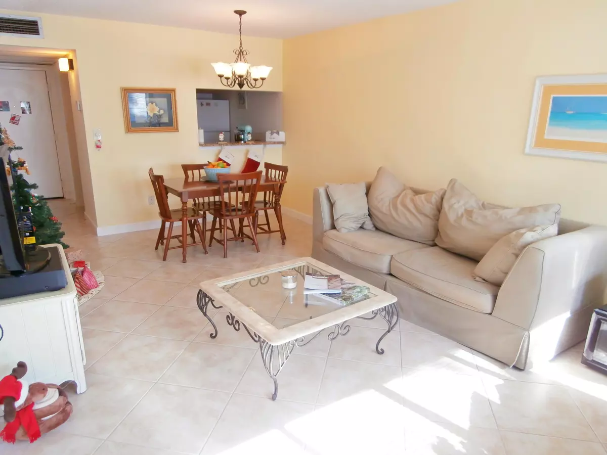 Boca Raton, FL 33486,830 SW 9th Street Circle 201