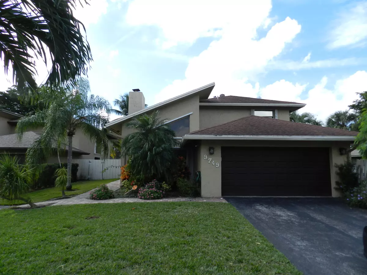 Plantation, FL 33324,9749 SW 1st ST