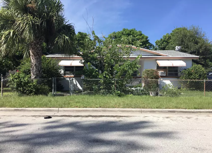 1524 W 36th ST, Riviera Beach, FL 33404