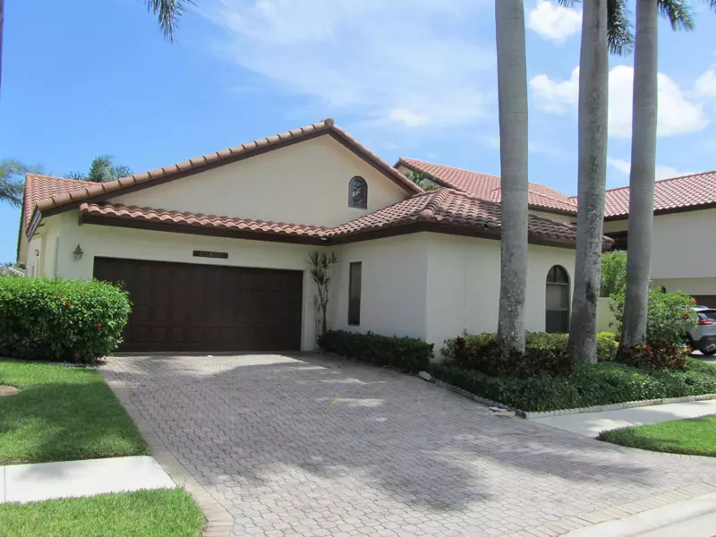 22528 W Esplanada CIR, Boca Raton, FL 33433