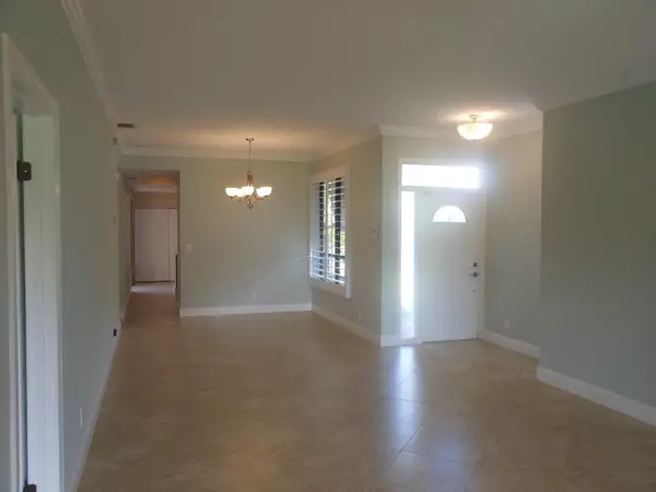 Palm Beach Gardens, FL 33418,299 Old Meadow WAY