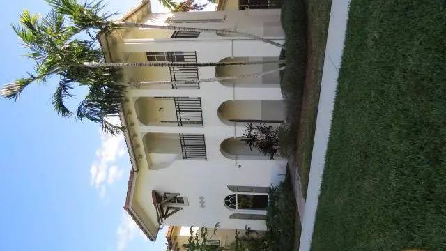 26 Stoney DR, Palm Beach Gardens, FL 33410