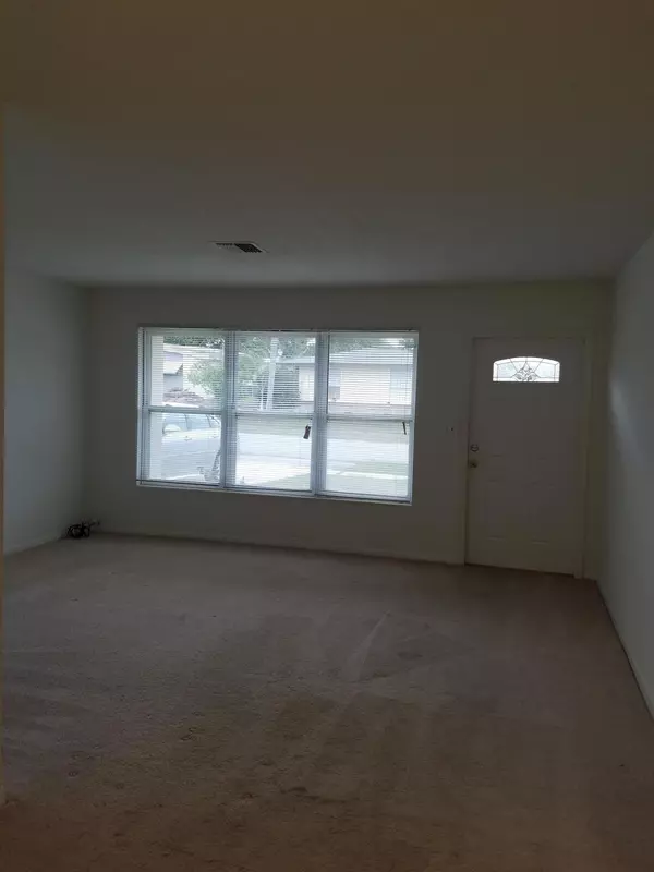 Sebastian, FL 32958,856 Lance ST