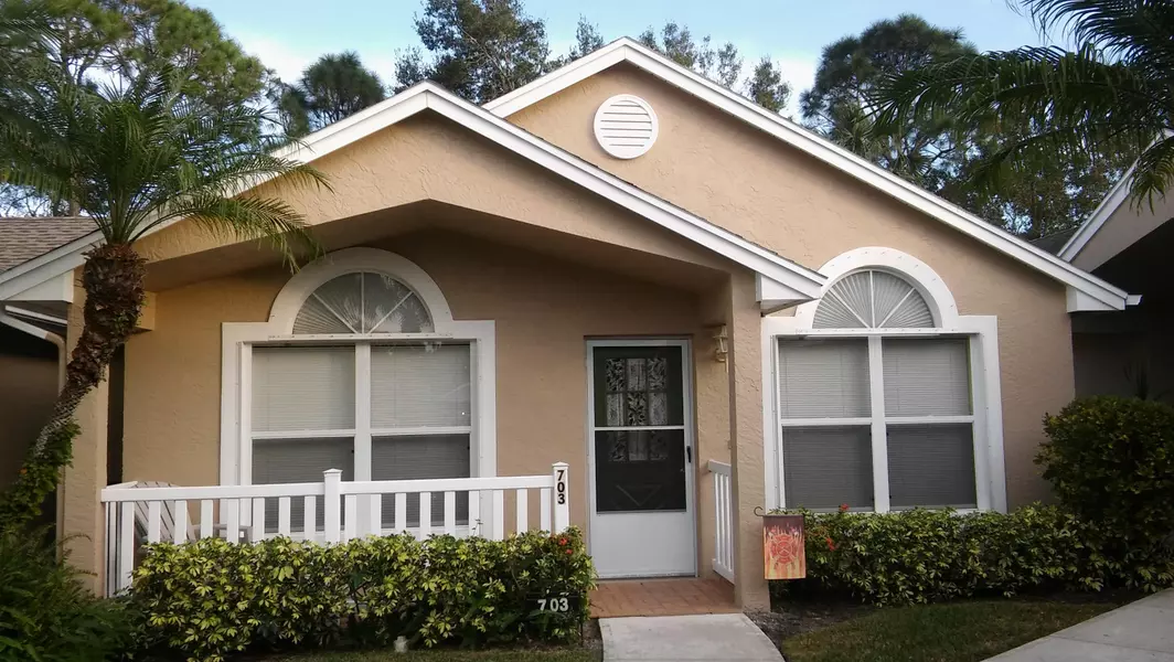 703 NW San Remo CIR, Saint Lucie West, FL 34986