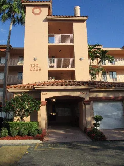 Delray Beach, FL 33484,6269 Pointe Regal CIR 402