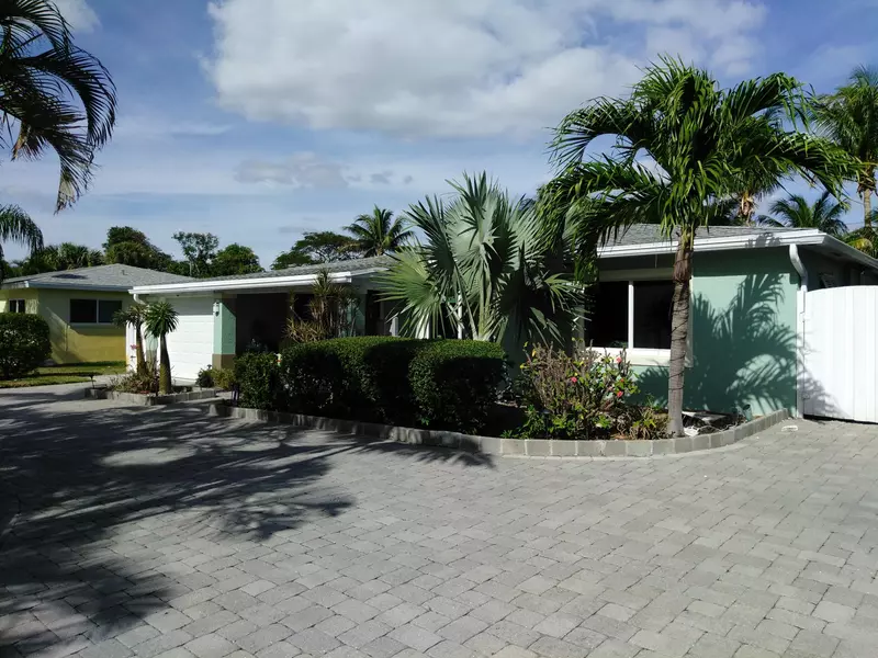 311 Ellamar RD, West Palm Beach, FL 33405