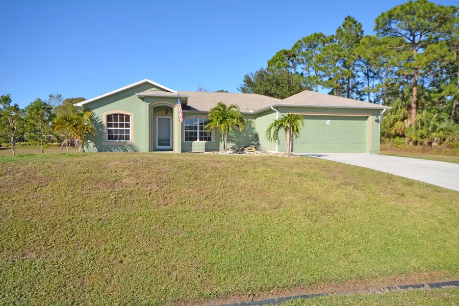 4538 SW Bradbury ST, Port Saint Lucie, FL 34953