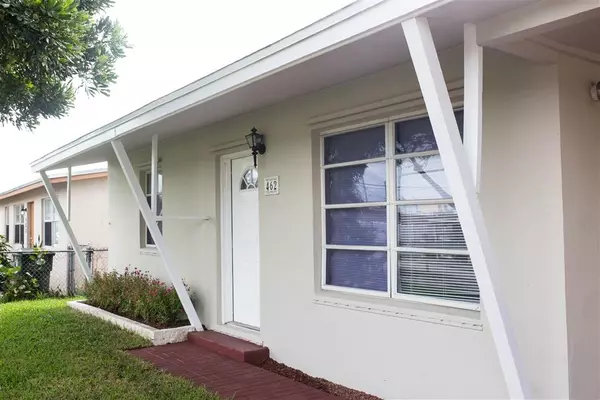 Boca Raton, FL 33487,462 Jeffery ST