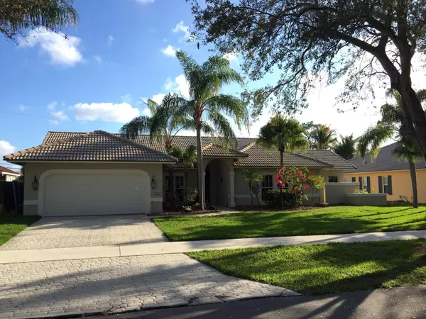 Tequesta, FL 33469,9846 SE Landing PL