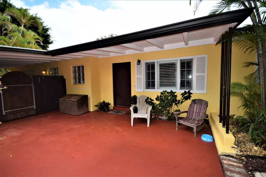 110 NW 11th ST, Delray Beach, FL 33444