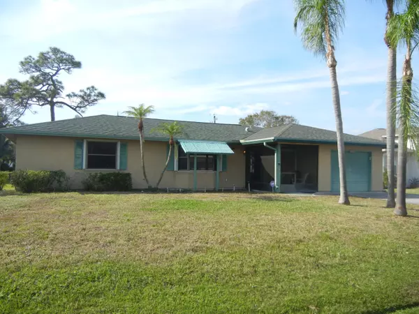 2212 SE Aneci ST, Port Saint Lucie, FL 34953