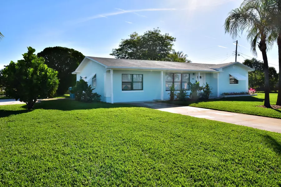 818 NW 4 ST, Boynton Beach, FL 33435