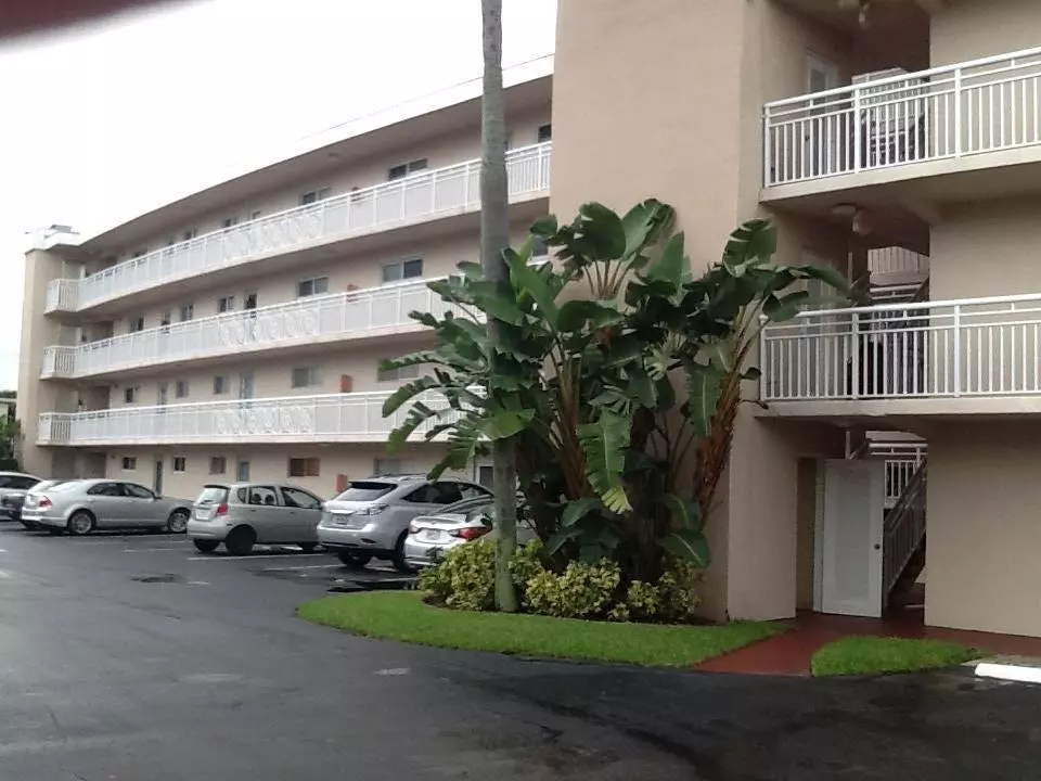 Lake Worth, FL 33461,2728 N Garden DR 313