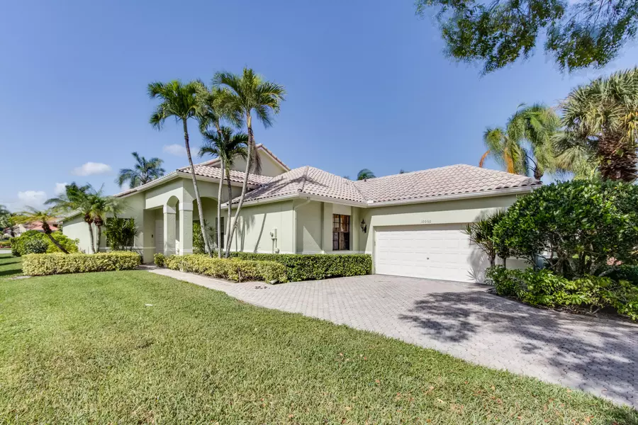 10060 Dover Carriage LN, Wellington, FL 33449