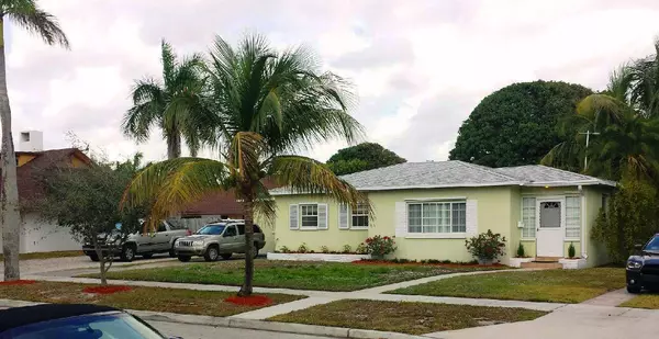 136 Harvard DR, Lake Worth, FL 33460