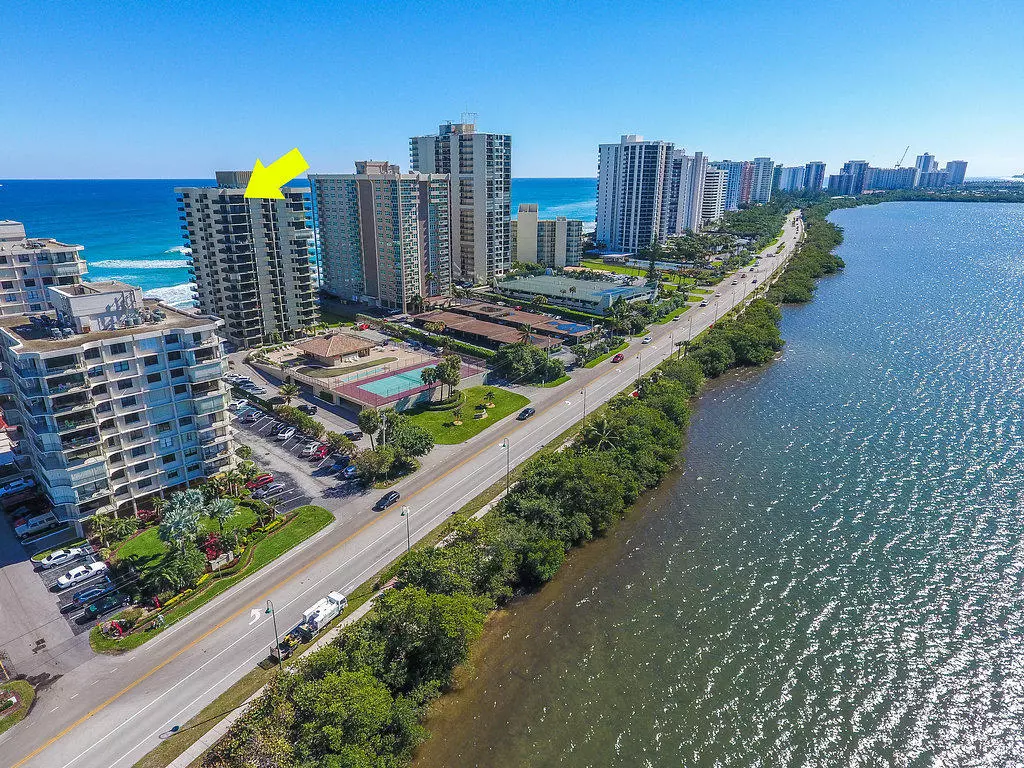 Riviera Beach, FL 33404,5460 N Ocean DR Phd