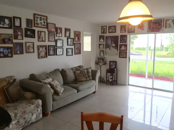 Lake Worth, FL 33461,2721 N Garden DR 111