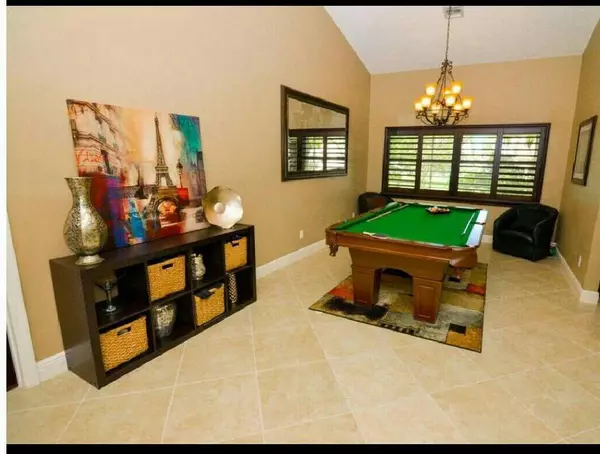 Wellington, FL 33414,13112 Meadowbreeze DR