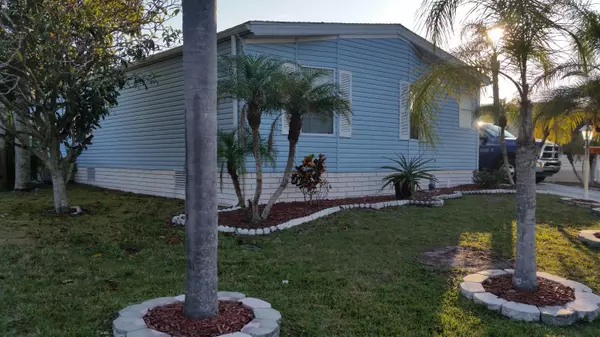 Fort Pierce, FL 34982,511 Thames Bluff RDG C-35