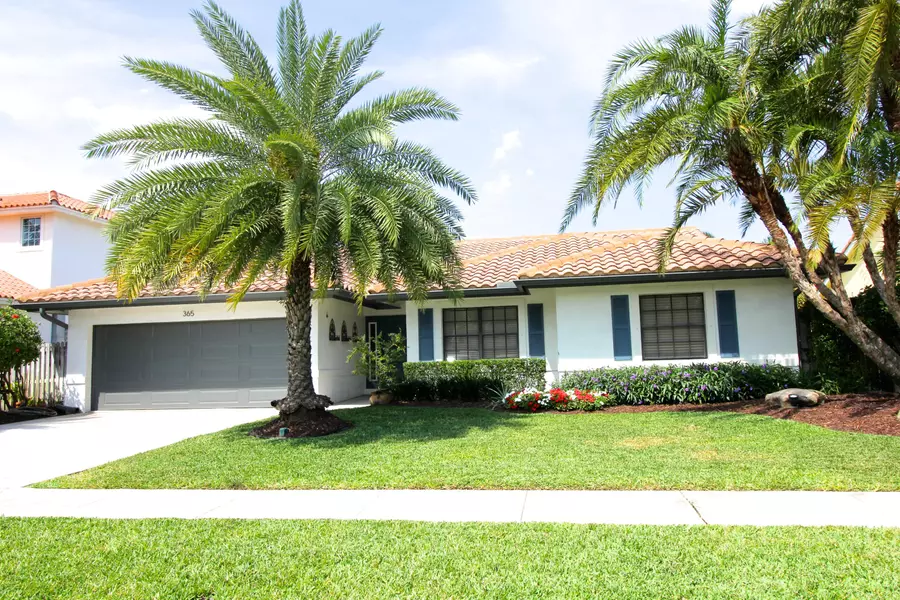 365 Redwood LN, Boca Raton, FL 33487