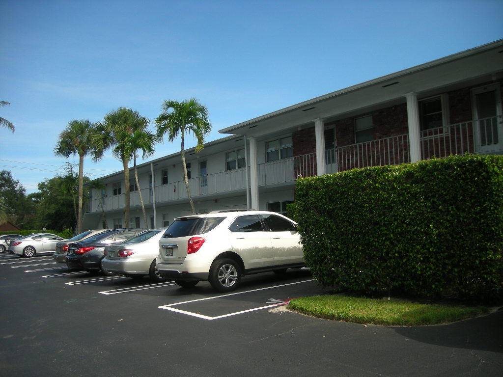 2400 SW 22nd AVE 508, Delray Beach, FL 33445
