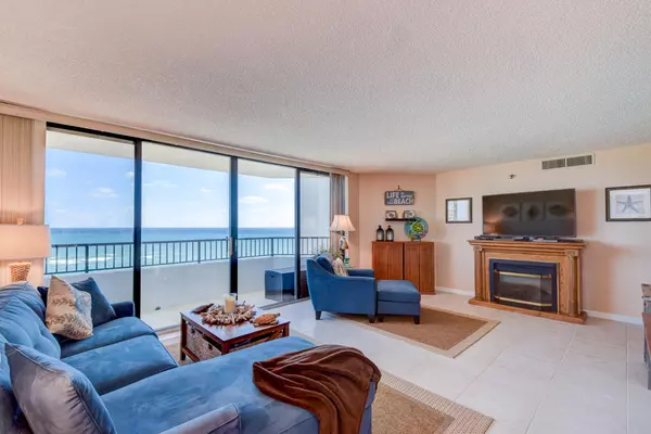 Juno Beach, FL 33408,600 Ocean DR 10 D