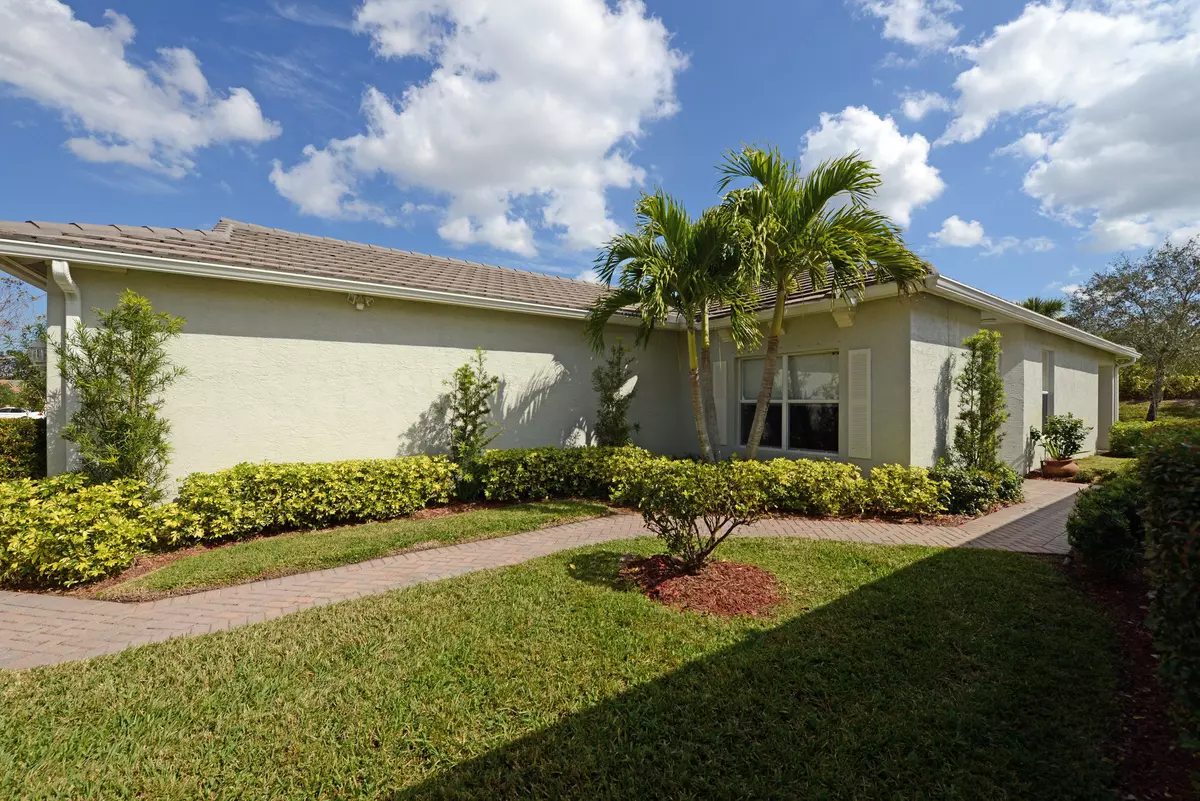 Port Saint Lucie, FL 34986,329 SW Coconut Key WAY