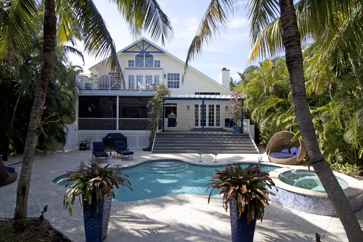 Lantana, FL 33462,216 SE Atlantic DR