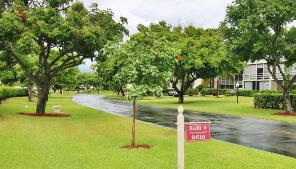 Lake Worth, FL 33461,2616 N Garden DR 108