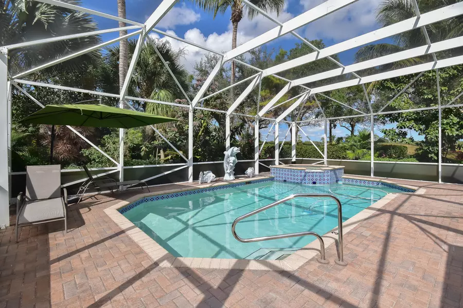 7988 Monarch CT, Delray Beach, FL 33446