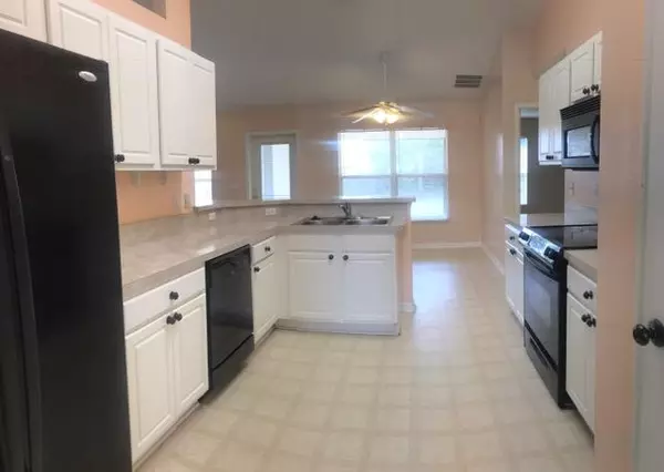 Port Saint Lucie, FL 34952,2381 SE Beechwood TER