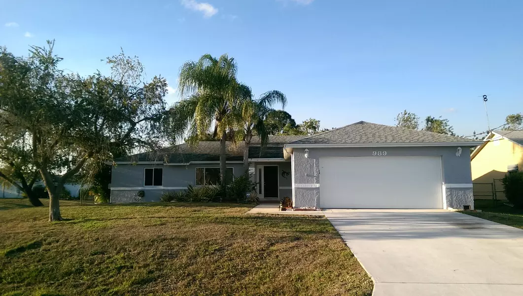 989 SW Jaslo AVE, Port Saint Lucie, FL 34953