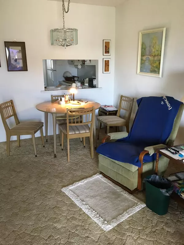 Lake Worth, FL 33461,2687 N Garden DR 310