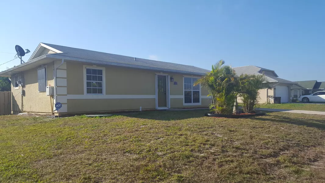 650 SW Sandbar TER, Port Saint Lucie, FL 34953