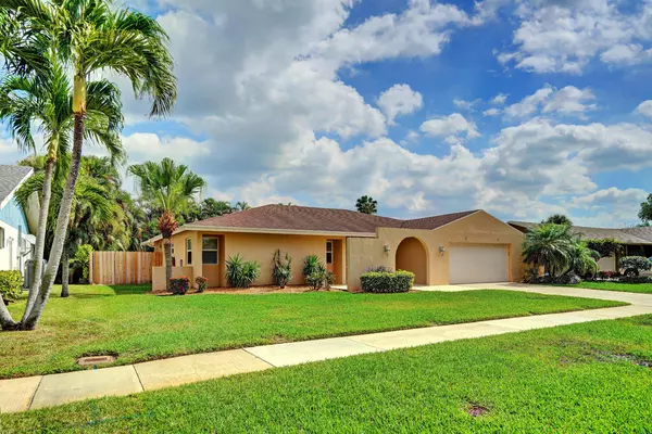 17690 Pine Needle TER, Boca Raton, FL 33487