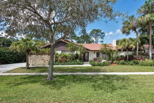 6901 N Grande DR, Boca Raton, FL 33433