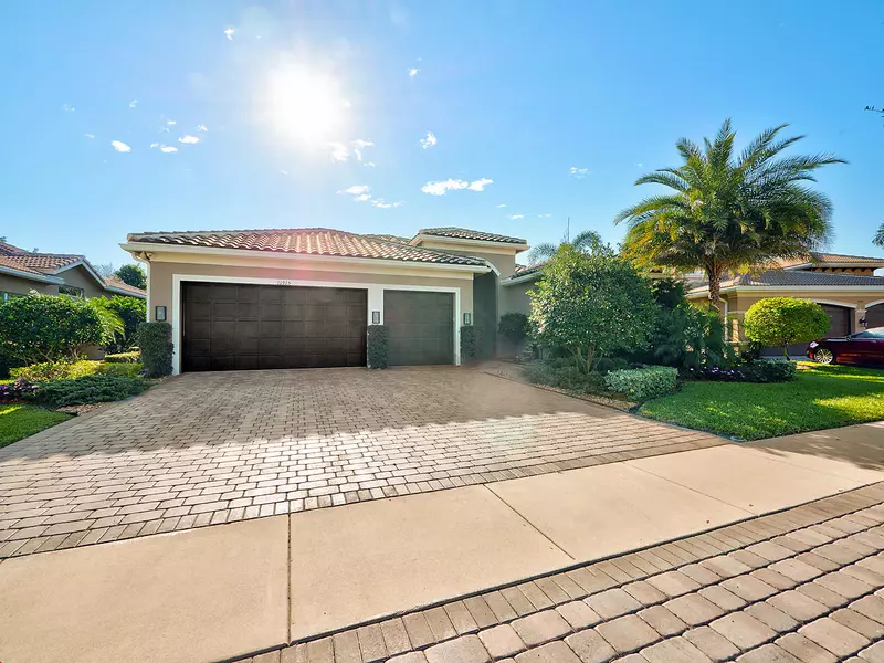 11915 Fox Hill CIR, Boynton Beach, FL 33473