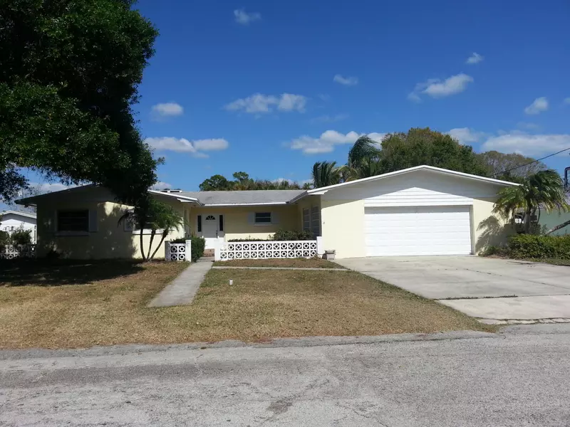 4039 Greenwood DR, Fort Pierce, FL 34982