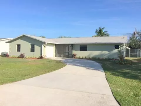 Port Saint Lucie, FL 34983,542 SE Brookside TER