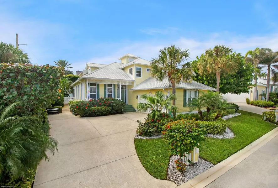 400 Seaside LN, Juno Beach, FL 33408