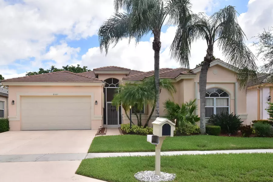 8401 Lake Cypress RD, Lake Worth, FL 33467