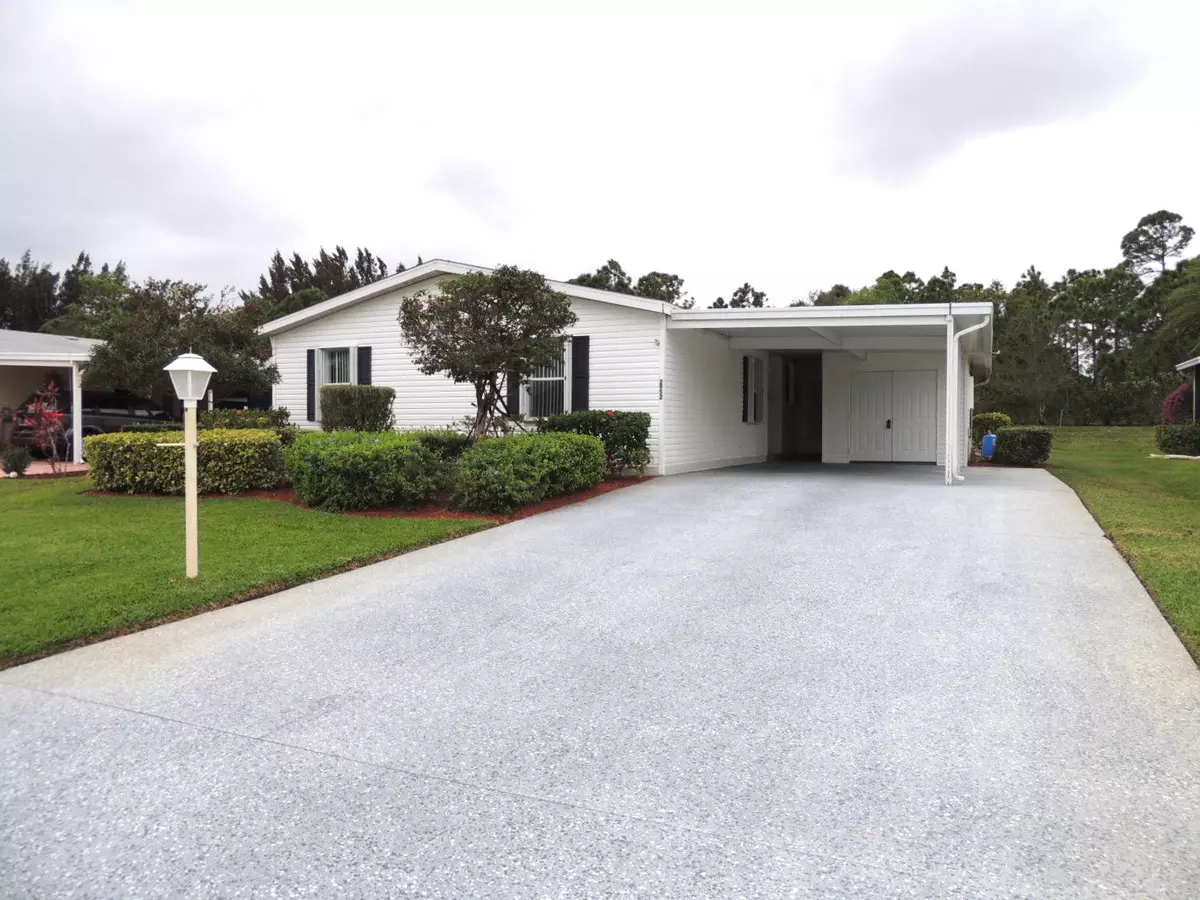 Port Saint Lucie, FL 34952,2952 Eagles Nest WAY