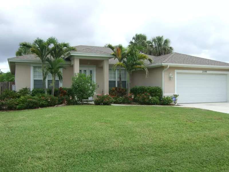 2549 SW Abney ST, Port Saint Lucie, FL 34953