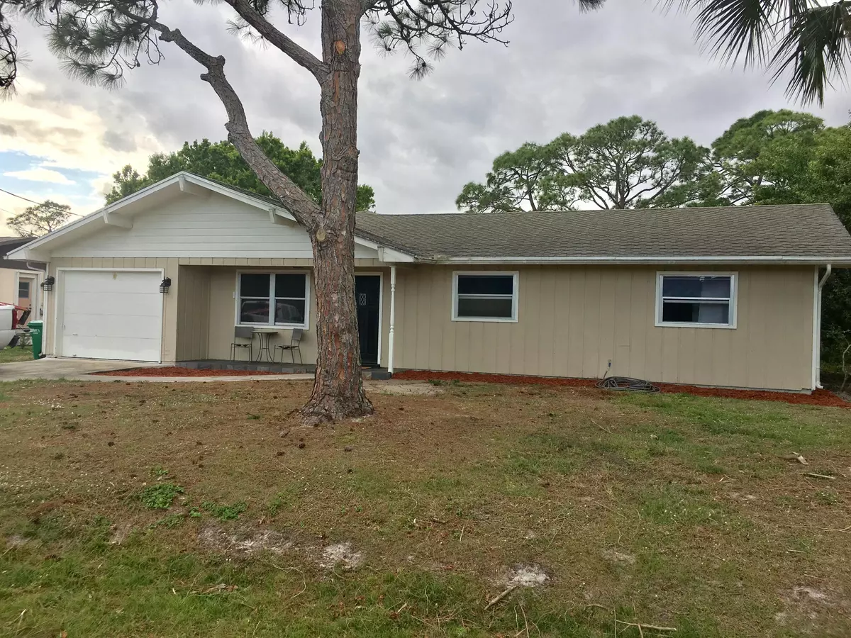 Fort Pierce, FL 34982,5707 Cassia DR