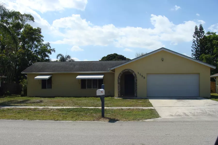 1123 Widgeon RD, Wellington, FL 33414