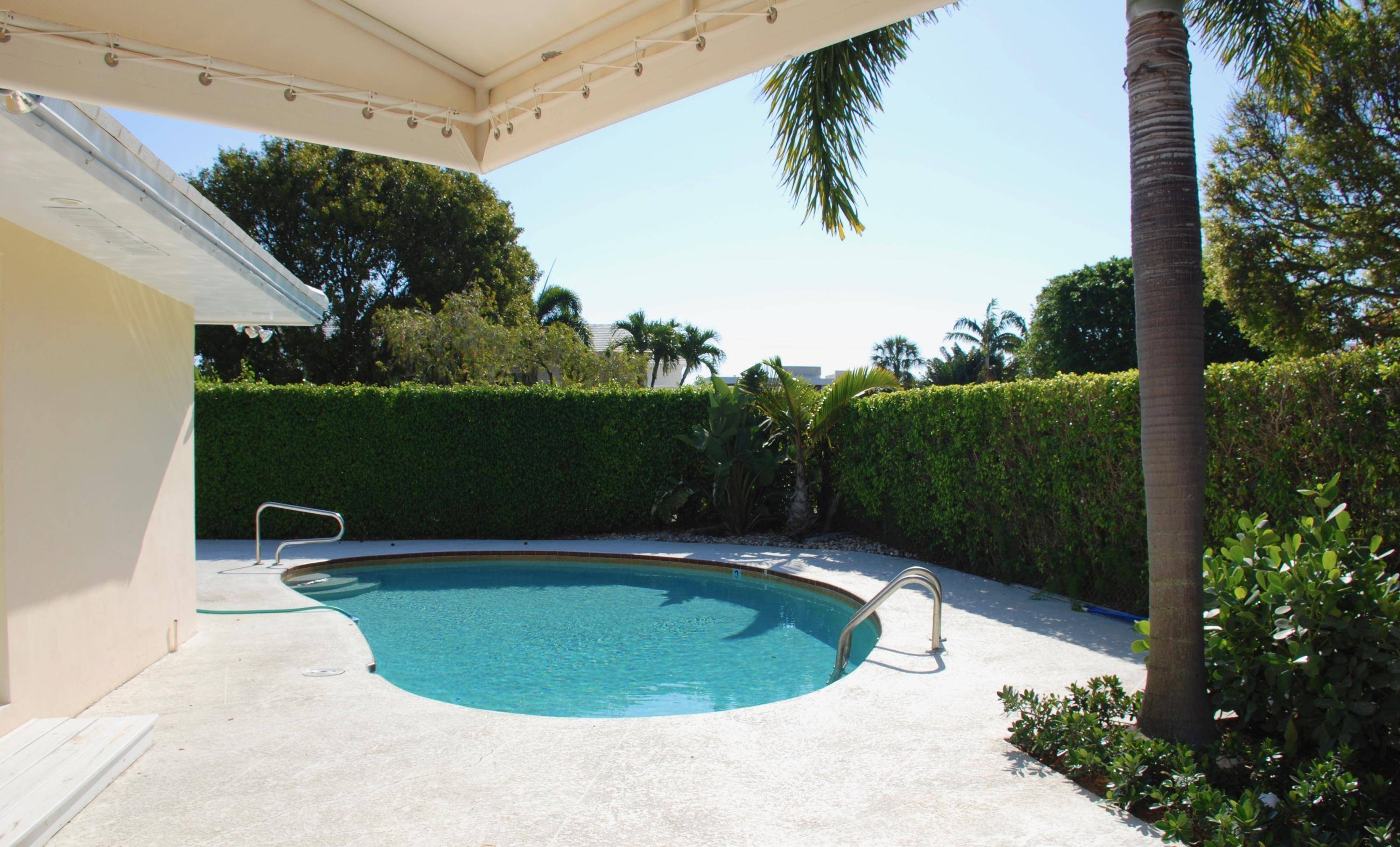 West Palm Beach, FL 33405,140 Pamela LN