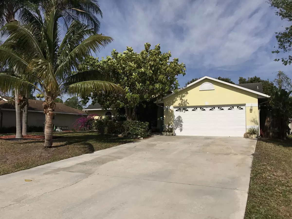 Port Saint Lucie, FL 34953,1912 SW Lennox ST