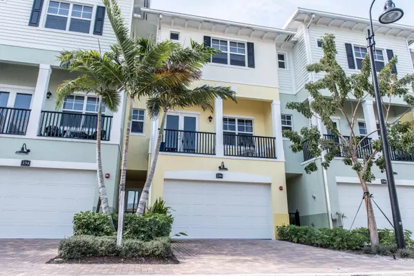 Delray Beach, FL 33483,236 S Latitude CIR